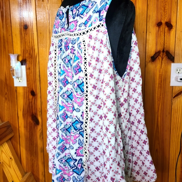 Tank top| Size L - Picture 2 of 3